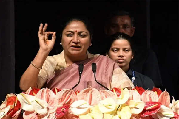 दिल्ली में निजी स्कूलों की फीस वृद्धि पर नियंत्रण के लिए नया विधेयक