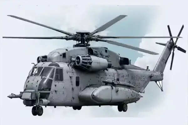 MH-53E सी ड्रैगन: अमेरिका का शक्तिशाली हेलीकॉप्टर जो समुद्री सुरंगों को नष्ट करता है, हो रहा है रिटायर