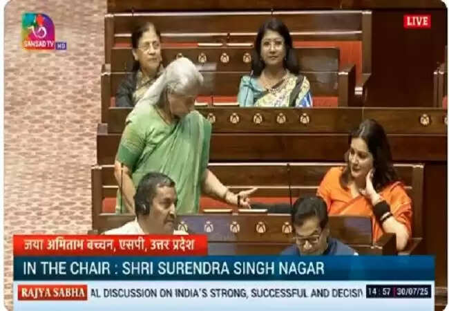 राज्यसभा में जया बच्चन का गुस्सा: प्रियंका चतुर्वेदी को कहा 'डोंट कंट्रोल मी'