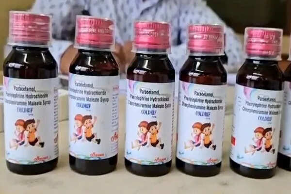 मध्यप्रदेश में Coldrif कफ सिरप पर प्रतिबंध, 9 बच्चों की मौत के बाद सख्त कार्रवाई