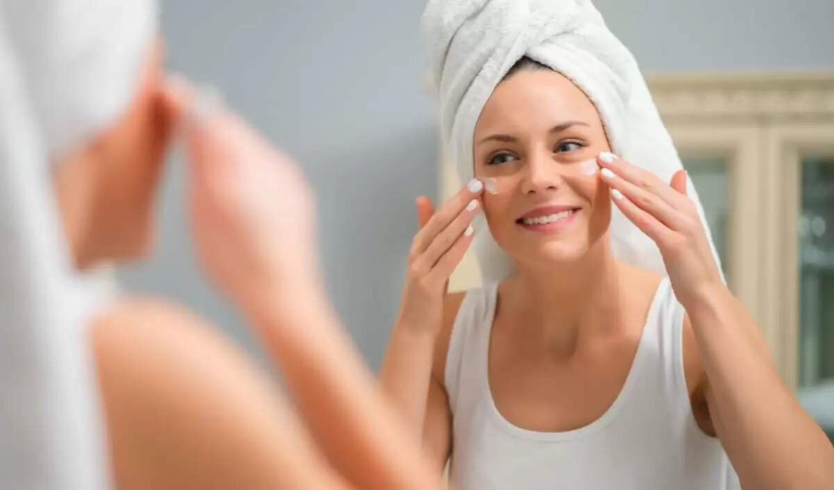 प्राकृतिक नुस्खों से पाएं खूबसूरत त्वचा