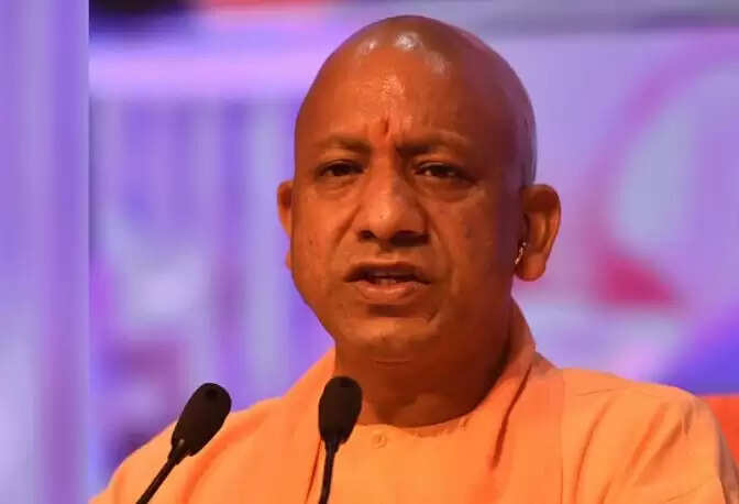 योगी आदित्यनाथ ने कारगिल विजय दिवस पर शहीदों को दी श्रद्धांजलि