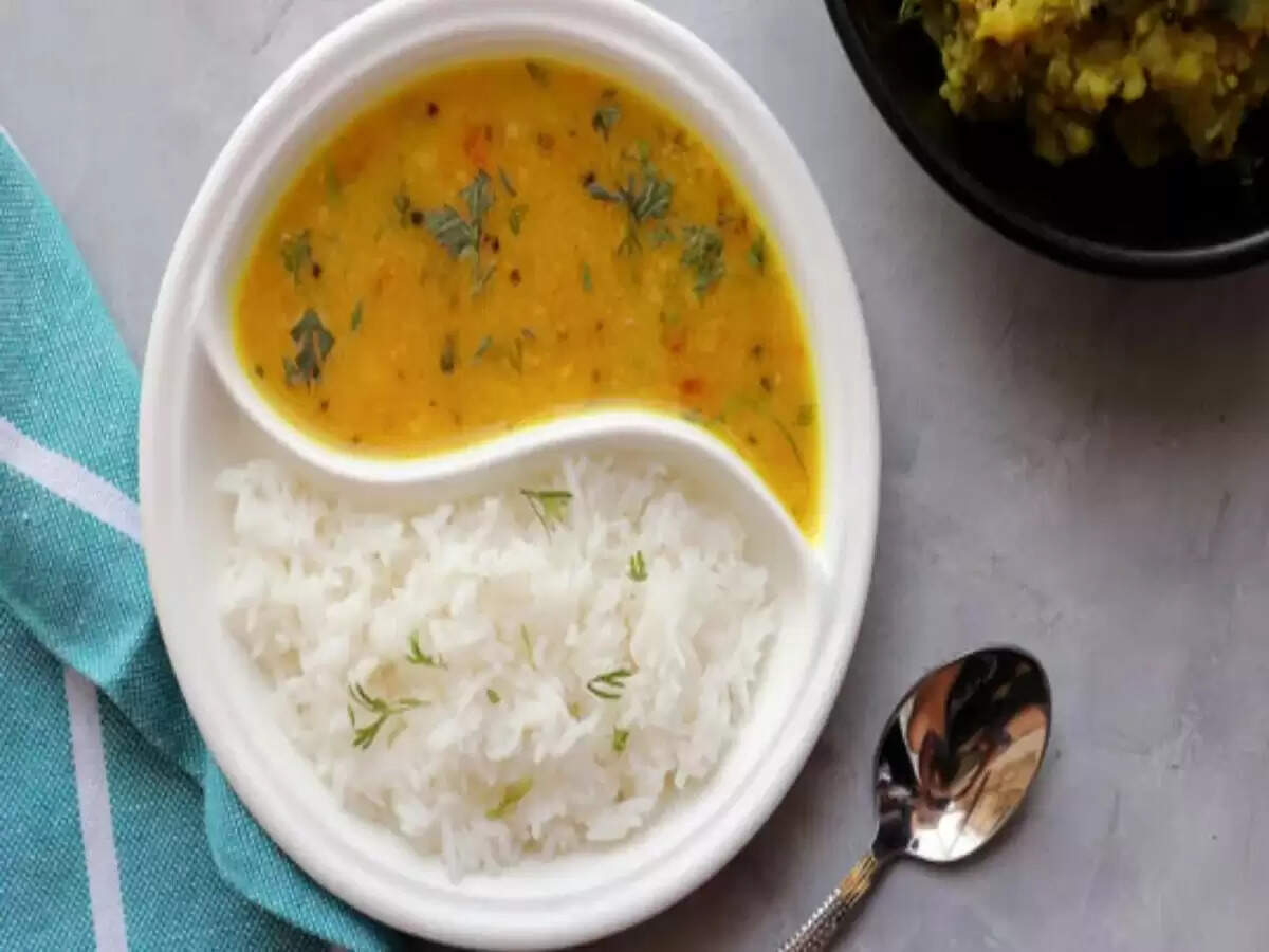 महाराष्ट्र का पारंपरिक वरण भात: एक सरल और स्वादिष्ट रेसिपी