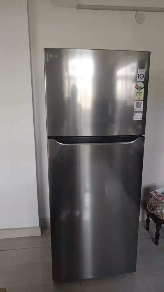 LG फ्रिज में खराबी पर वरिष्ठ नागरिक की शिकायत, कंपनी पर उठे सवाल
