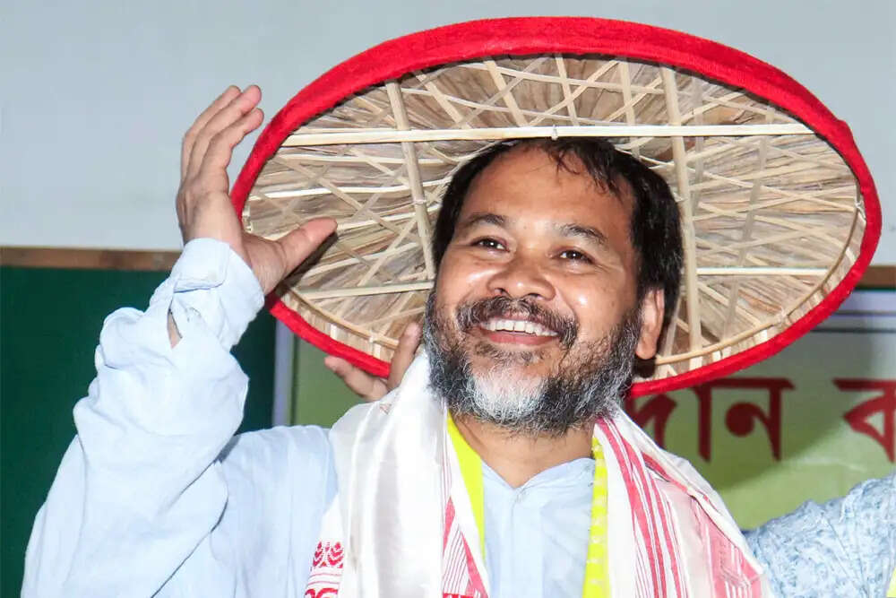 कांग्रेस ने असम में चार दलों के साथ नया गठबंधन किया