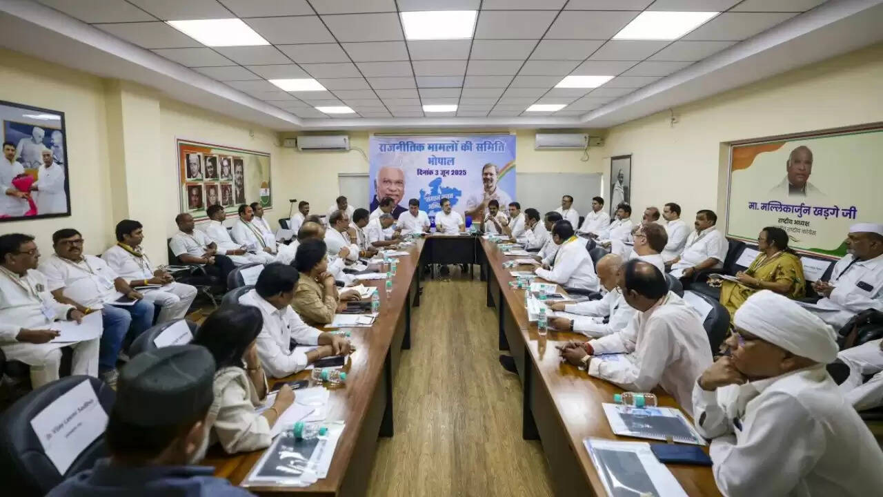 क्या मोदी सरकार को विपक्ष के 16 दलों की चुनौती मिलेगी? जानें खास मांगें