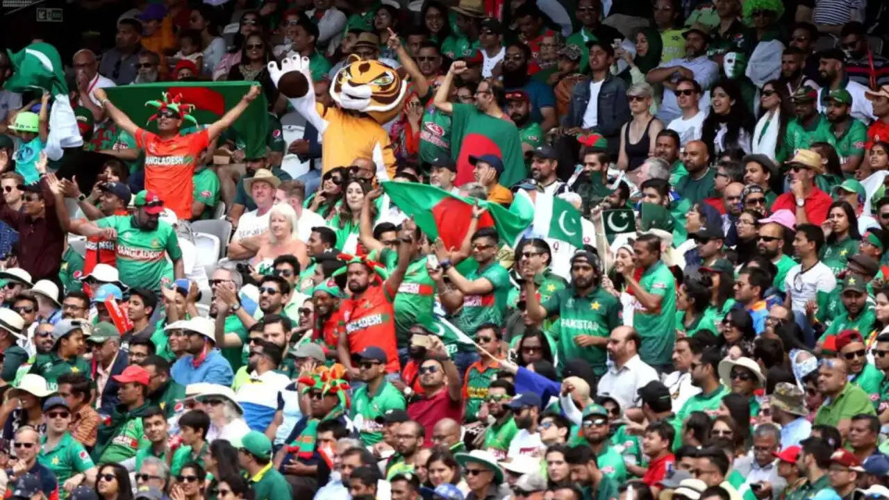 पाकिस्तान क्रिकेट टीम का बांग्लादेश दौरा संकट में, सुरक्षा चिंताएं बढ़ीं