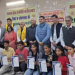 फरीदाबाद में 11 छात्रों को मिली निशुल्क कंप्यूटर ट्रेनिंग