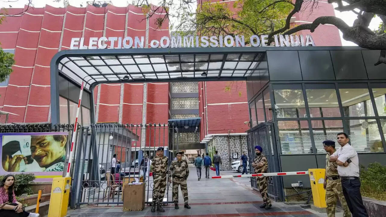 बिहार विधानसभा चुनाव: ड्राफ्ट मतदाता सूची में 7.24 करोड़ मतदाता, क्या है डिलीशन का सच?