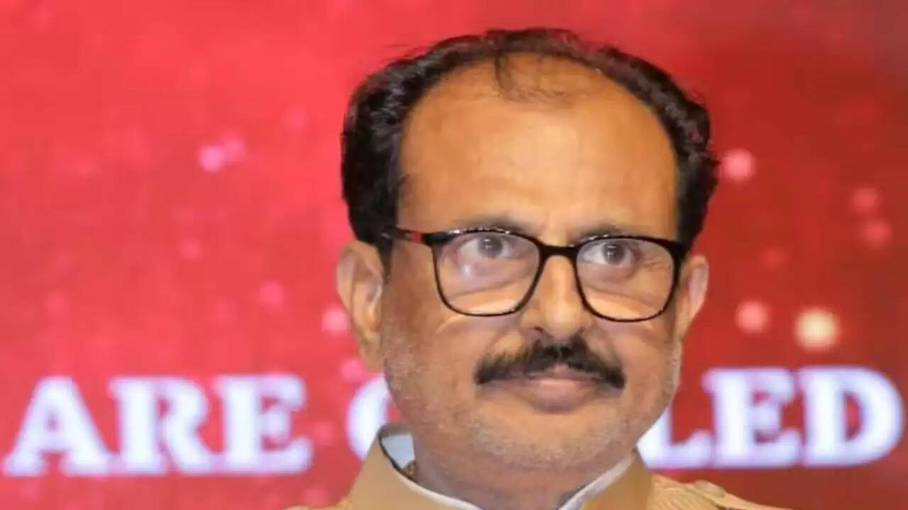 ठाकुर रघुराज सिंह का विवादित बयान: सलमान खान को देशद्रोही करार दिया