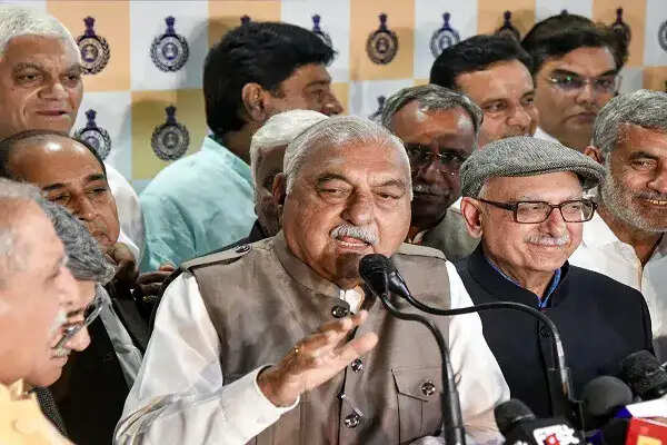 हरियाणा में कांग्रेस के पांचवें विधायक पर क्रॉस वोटिंग का आरोप