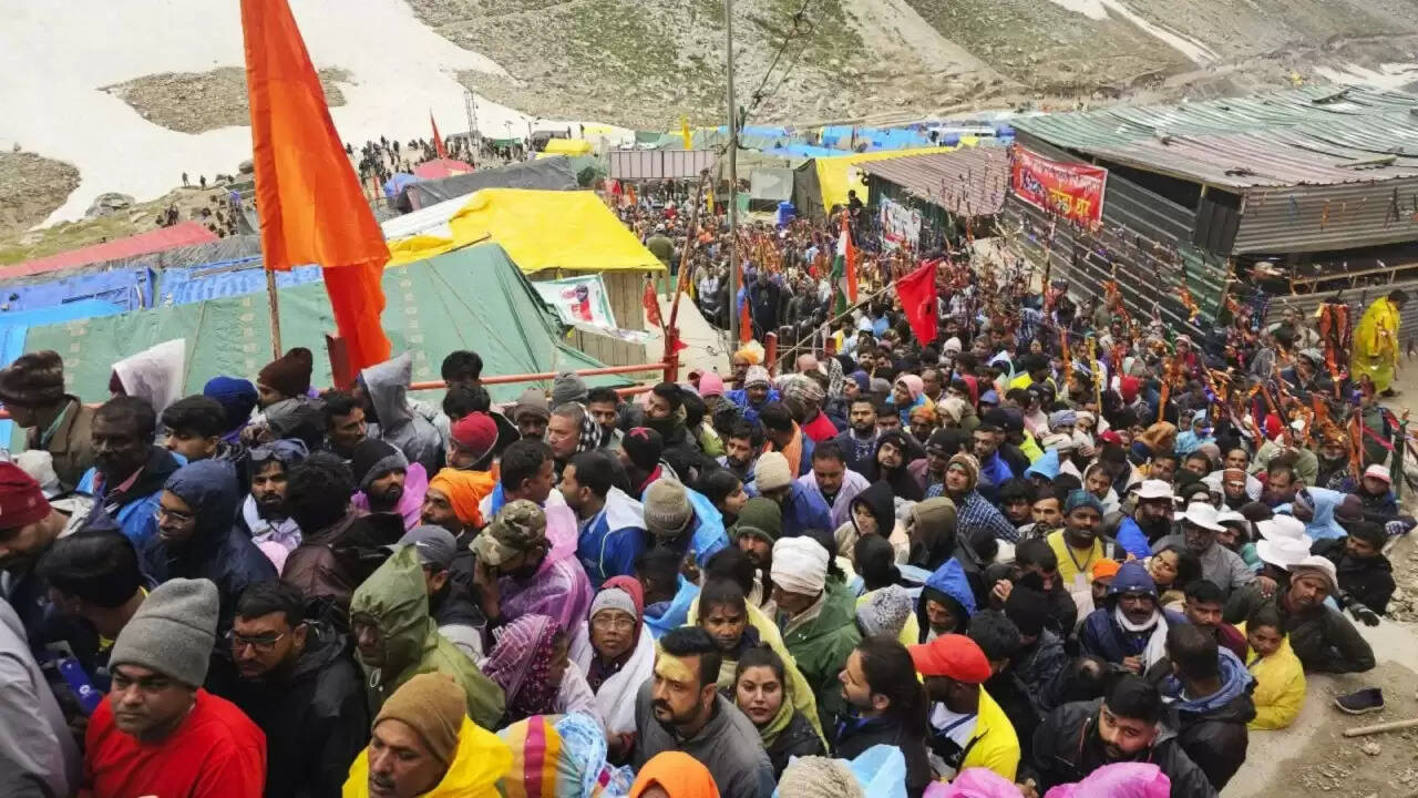 अमरनाथ यात्रा के लिए सुरक्षा के कड़े इंतजाम: नो फ्लाइंग जोन घोषित
