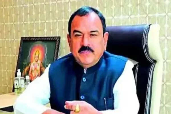 नासिक के ज्योतिषी अशोक खरात की पुलिस हिरासत बढ़ी, दुष्कर्म मामले में नई जानकारी सामने आई