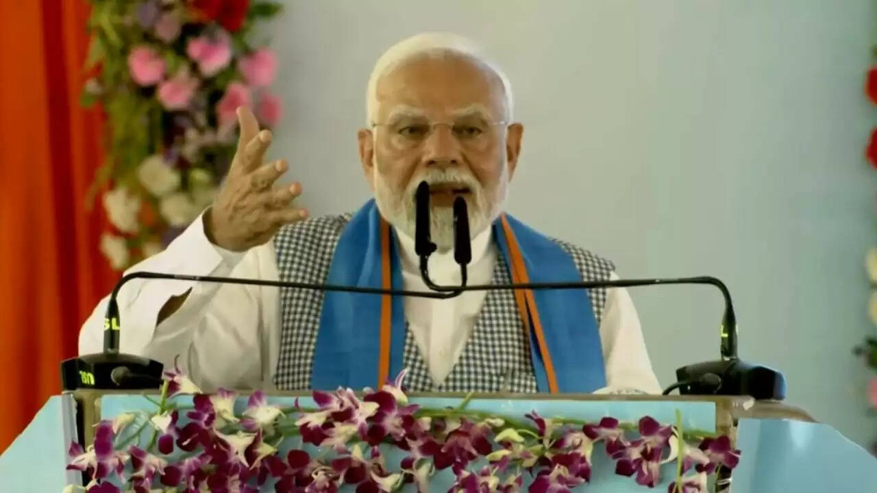 बिहार में पीएम मोदी का विकास का नया संकल्प: 10 हजार करोड़ की परियोजनाएं