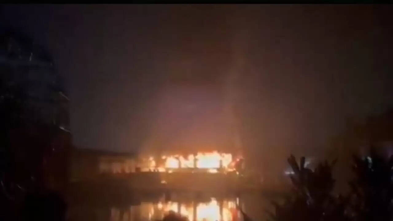 गोवा के नाइटक्लब में आग से 25 की मौत, जांच शुरू