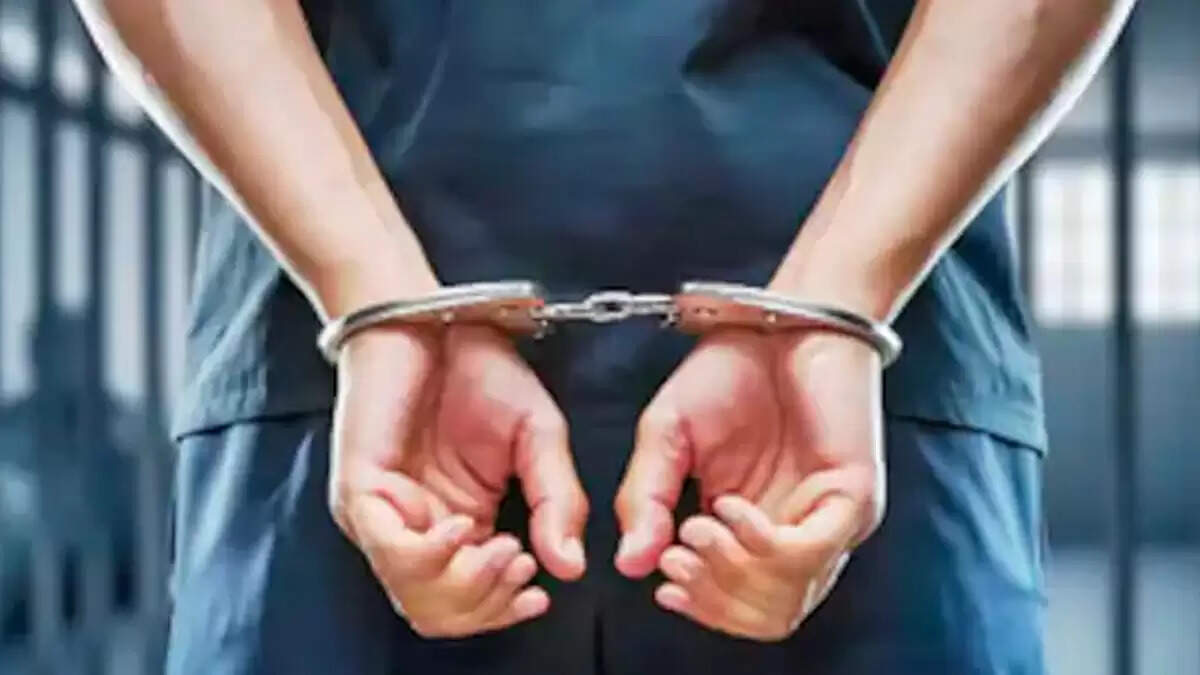दिल्ली में छात्रा की हत्या: दोस्त ने किया चाकू से हमला