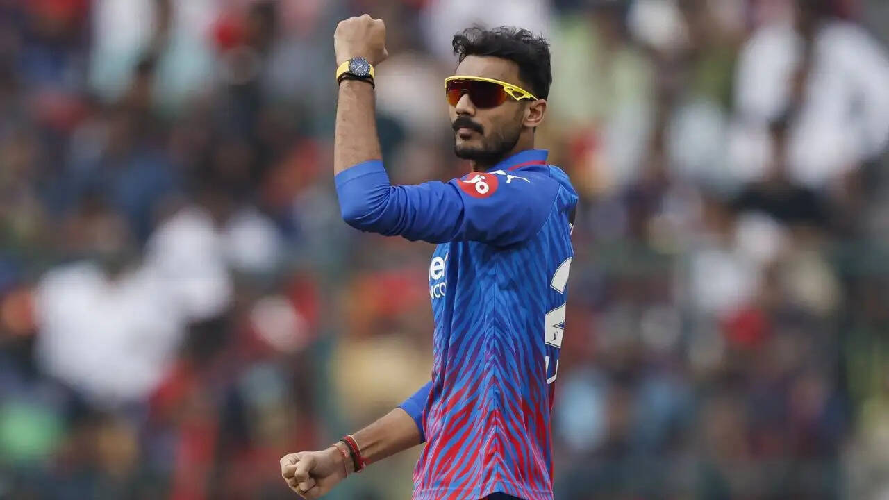अक्षर पटेल पर IPL में धीमी ओवर-रेट के लिए जुर्माना, दिल्ली की शानदार जीत