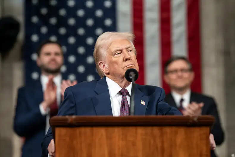 ट्रंप ने ईरान युद्ध पर दी जानकारी, लंबी लड़ाई के लिए तैयार