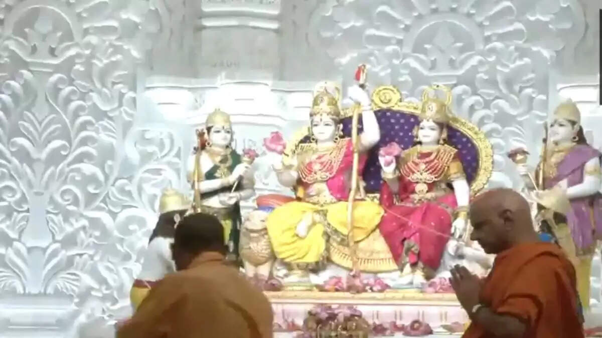 राम दरबार की प्राण प्रतिष्ठा: अयोध्या में ऐतिहासिक अनुष्ठान