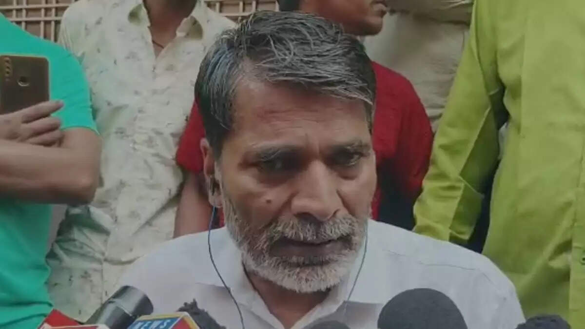 सोनम रघुवंशी के पिता का बयान: बेटी बेगुनाह, पुलिस पर गंभीर आरोप