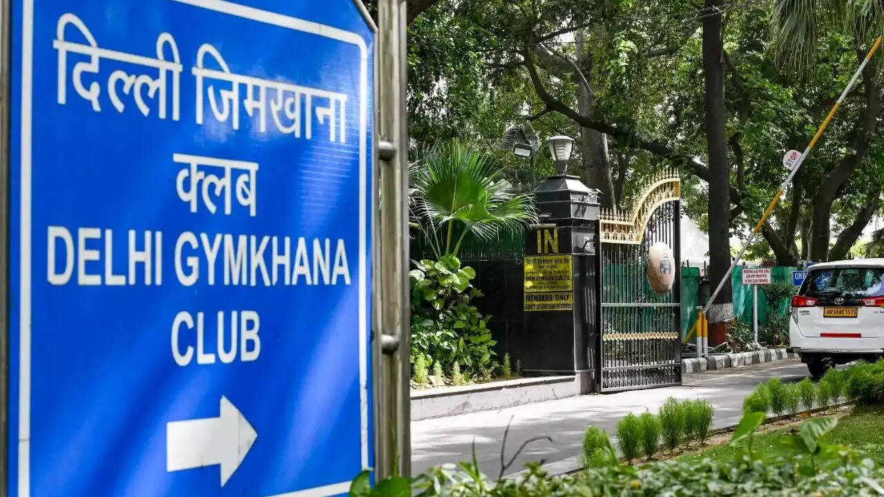 दिल्ली जिमखाना क्लब को जमीन खाली करने का नोटिस, सियासत में हलचल