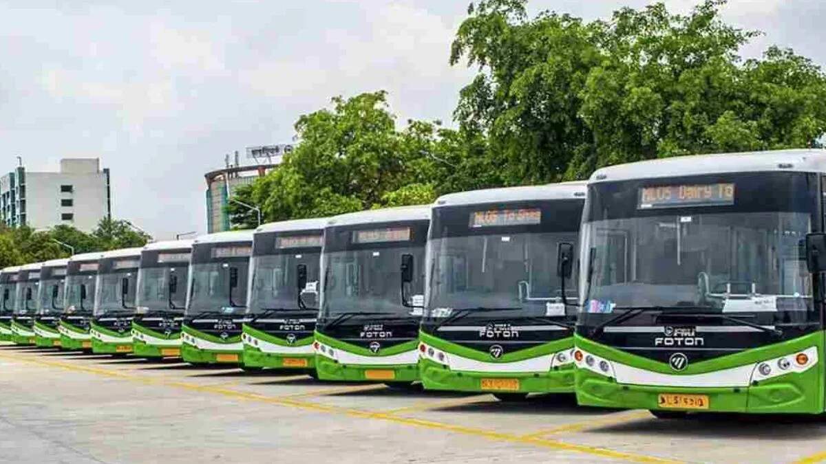 दिल्ली-रोहतक के बीच नई इलेक्ट्रिक बस सेवा का शुभारंभ