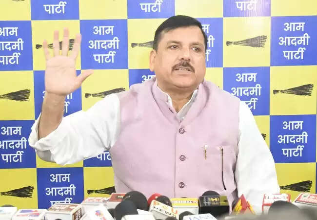 बांग्लादेश में हिंदुओं पर अत्याचार के खिलाफ आम आदमी पार्टी का विरोध प्रदर्शन