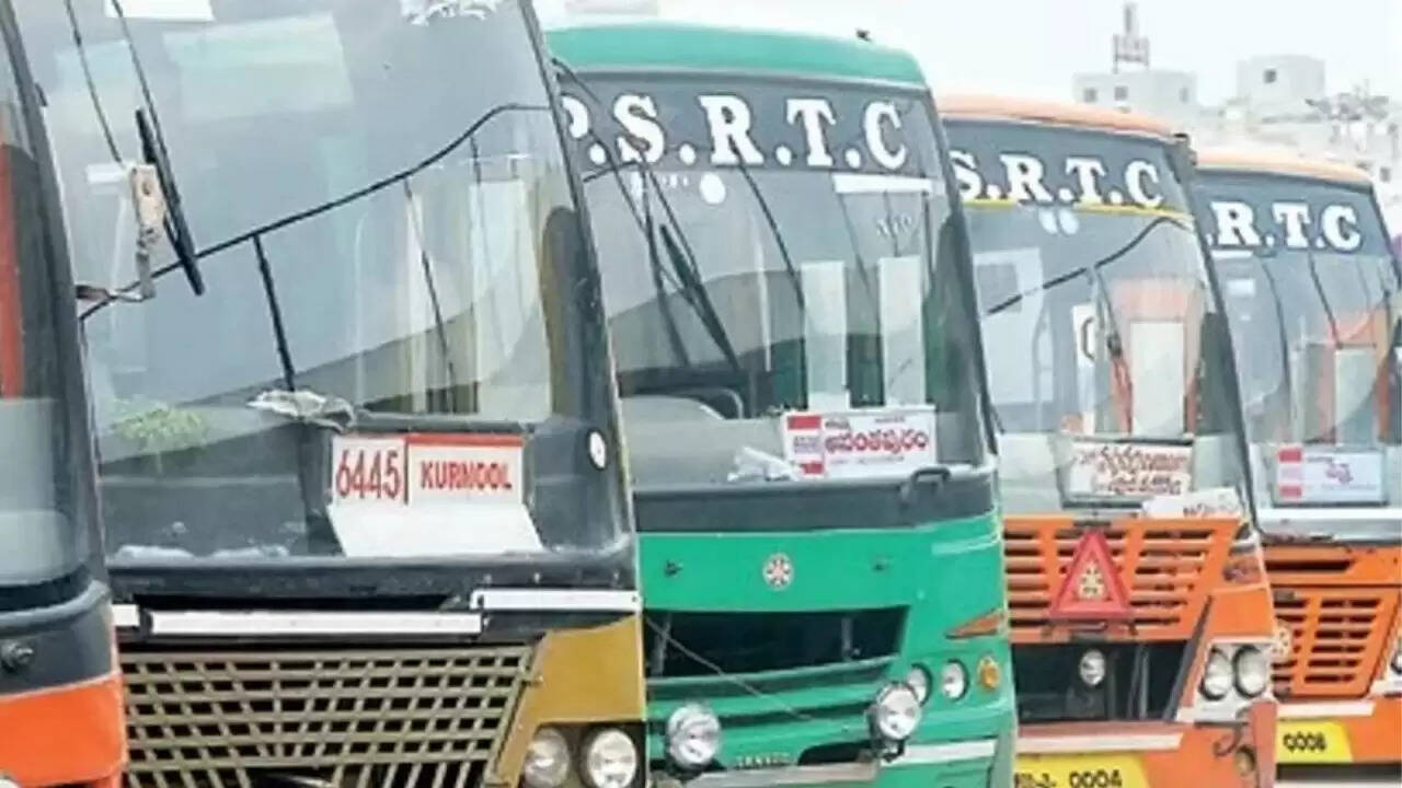 आंध्र प्रदेश में महिलाओं के लिए मुफ्त बस यात्रा योजना की शुरुआत
