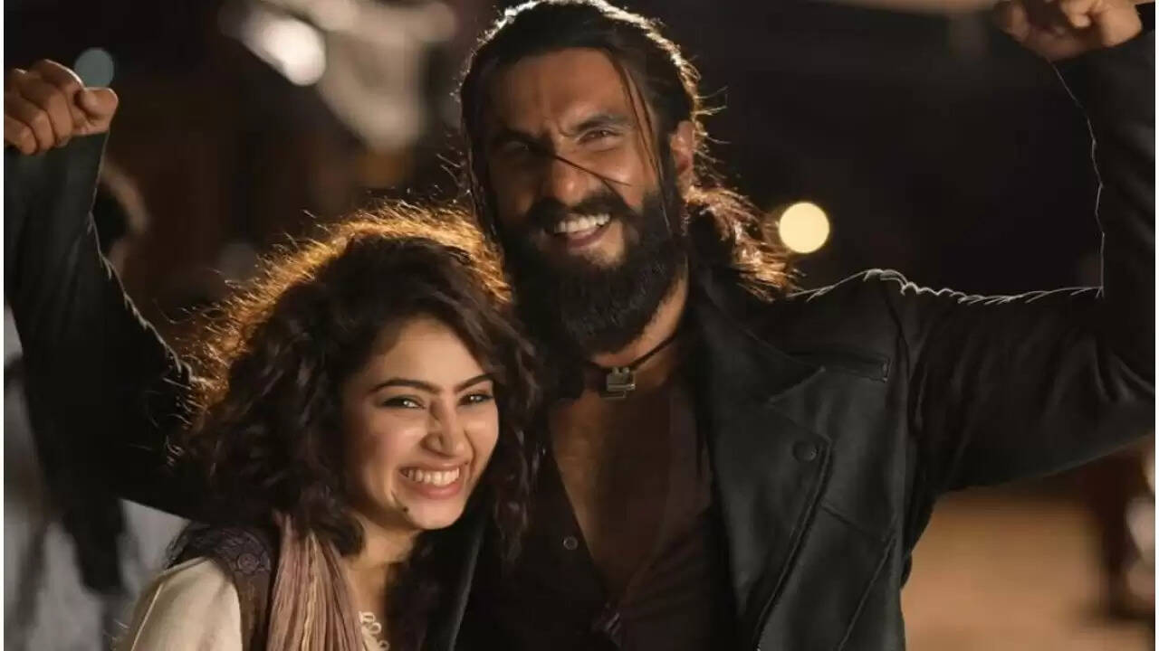 धुरंधर फिल्म ने बॉक्स ऑफिस पर तोड़ा नया रिकॉर्ड