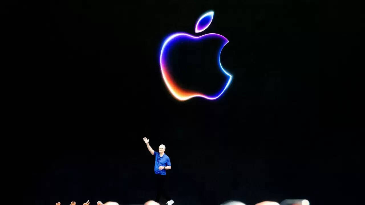 Apple का नया लॉन्च प्लान: iPhone 18 की रिलीज में देरी और Fold का आगमन