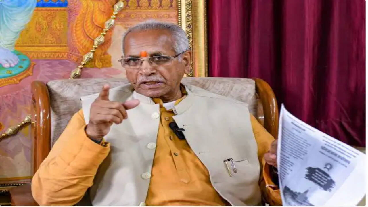 चंपत राय का बयान: राम मंदिर निर्माण में नृपेंद्र मिश्रा के निर्णयों का खुलासा