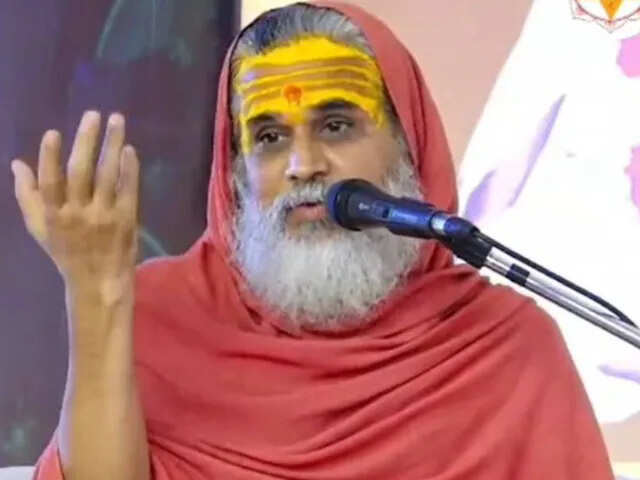 विशुद्धानंद महाराज का विवादास्पद बयान: विदेश भेजने वाले हिंदुओं को फांसी की सजा