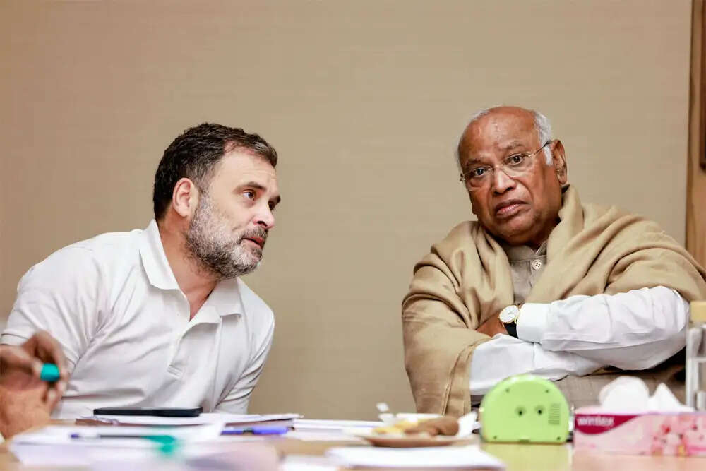 पुडुचेरी में कांग्रेस की चुनावी स्थिति: संभावनाएं और चुनौतियां