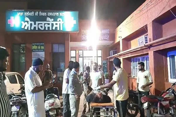 गुरदासपुर में गैंगस्टर जग्गू भगवानपुरिया की मां और बॉडीगार्ड की हत्या