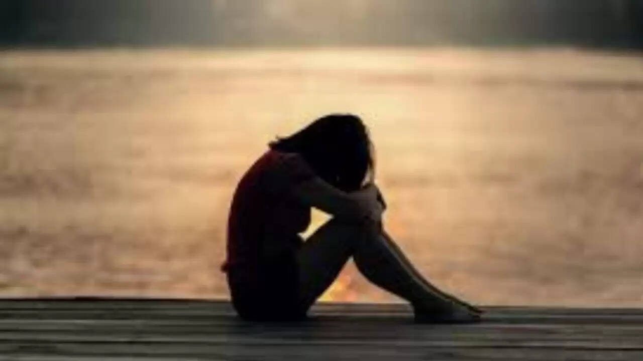 डिप्रेशन से निपटने के 7 प्रभावी उपाय: जानें कैसे करें खुद को मजबूत