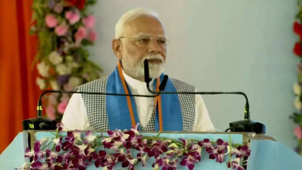 प्रधानमंत्री मोदी का बिहार दौरा: विकास परियोजनाओं का उद्घाटन