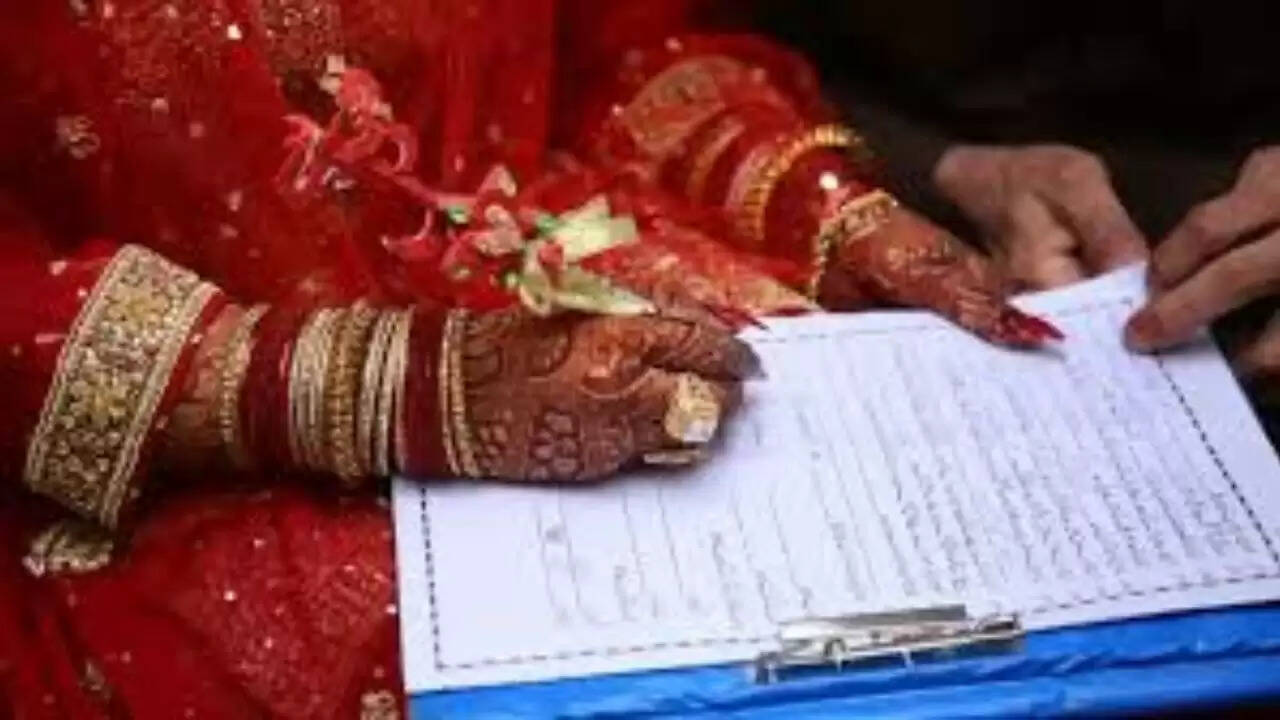 हरियाणा में सौतेली मां के साथ फरार हुआ 17 वर्षीय लड़का, पिता ने की शिकायत