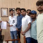 एबीवीपी ने कॉलेज प्रिंसिपल को ज्ञापन सौंपा, नॉन एनईपी कोर्स के रिजल्ट की मांग