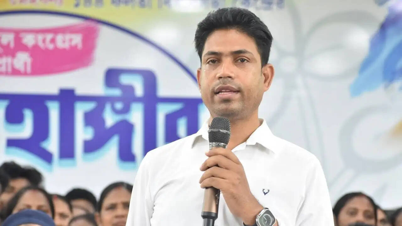 तृणमूल कांग्रेस के नेता जाहंगीर खान की गिरफ्तारी: ईवीएम छेड़छाड़ के आरोप