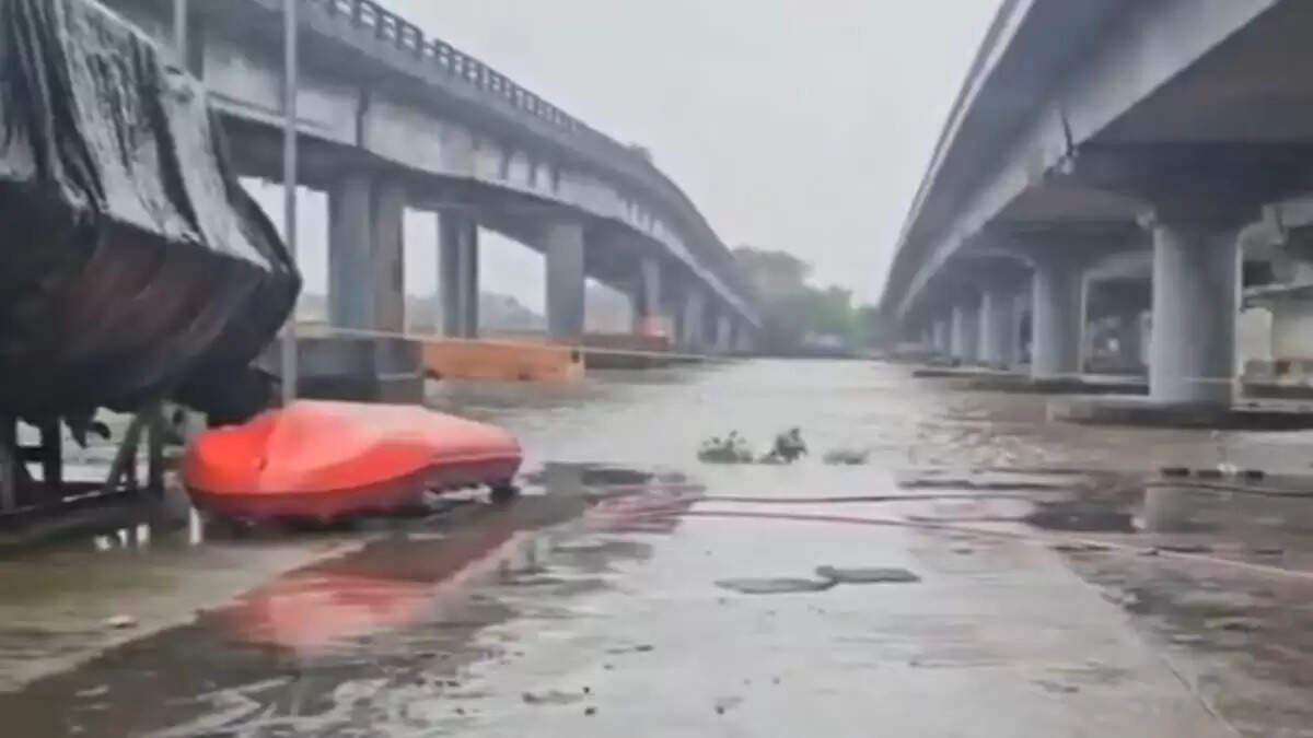 नवी मुंबई में गूगल मैप के कारण हुई कार दुर्घटना, महिला की जान बचाई गई