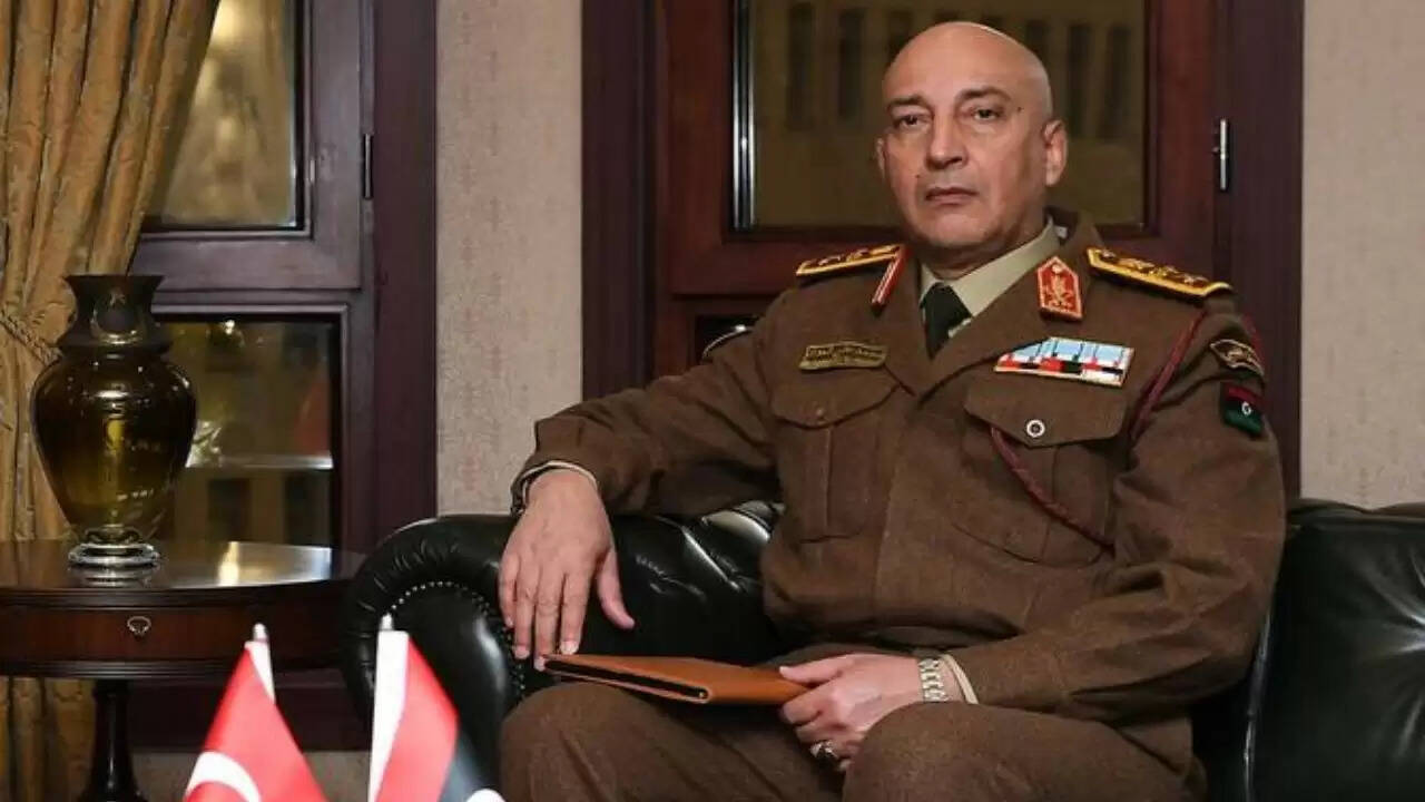 लीबिया के सैन्य प्रमुख की विमान दुर्घटना में मौत, तीन दिन का शोक घोषित