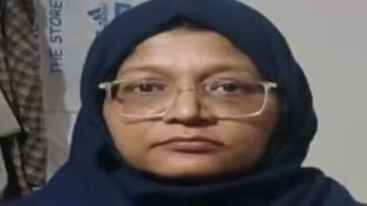 क्या डॉ. शाहीन सईद का परिवार है आतंकवाद के आरोपों से अनजान? जानें पूरी कहानी