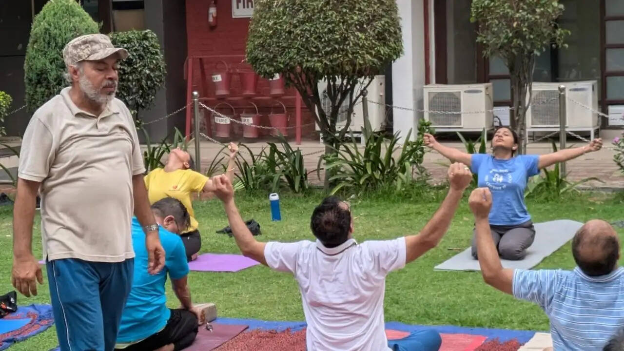 योग: तनाव कम करने और स्वास्थ्य बनाए रखने का प्रभावी तरीका