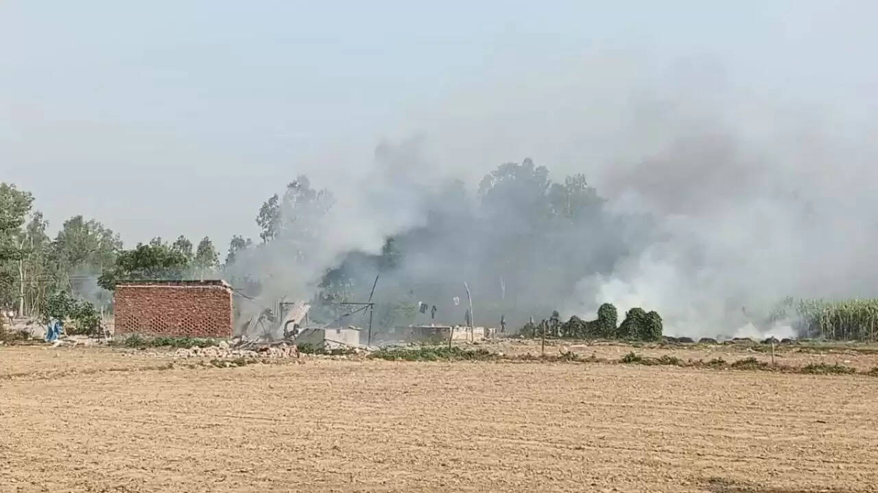 अयोध्या के पास पटाखा फैक्ट्री में विस्फोट: दो की मौत, कई घायल