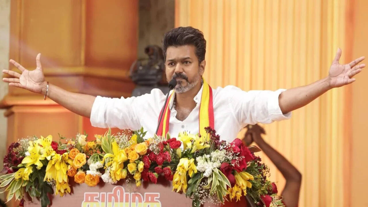 थलपति विजय की शादी में दरार और राजनीतिक भविष्यवाणी: क्या बनेंगे मुख्यमंत्री?