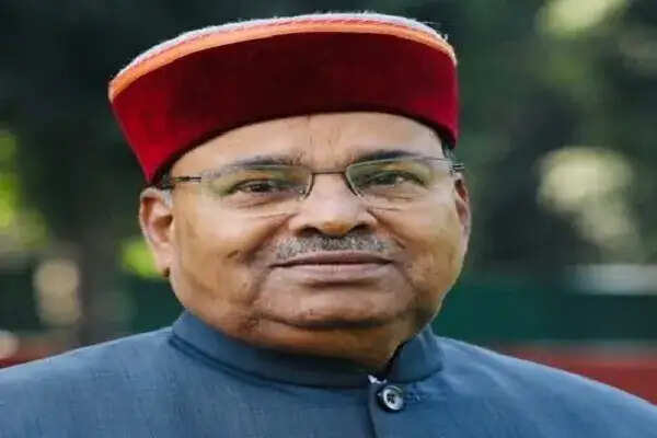 कर्नाटक में सियासी हलचल: मुख्यमंत्री सिद्दारमैया के इस्तीफे की अटकलें और राज्यपाल का बेंगलुरु छोड़ना