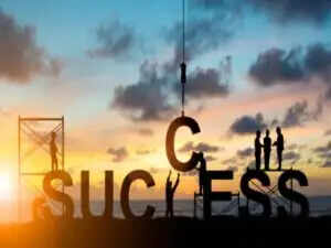 पेट दर्द और सर्दी से राहत के लिए लौंग के फायदें