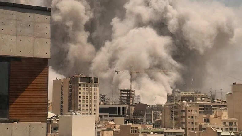 इजरायल का तेहरान पर मिसाइल हमला: अमेरिका-ईरान तनाव बढ़ा