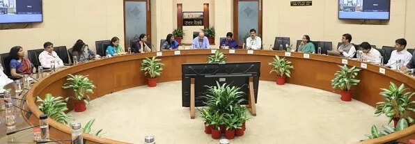 रेल मंत्रालय ने मानव संसाधन प्रबंधन पर सेमिनार का आयोजन किया