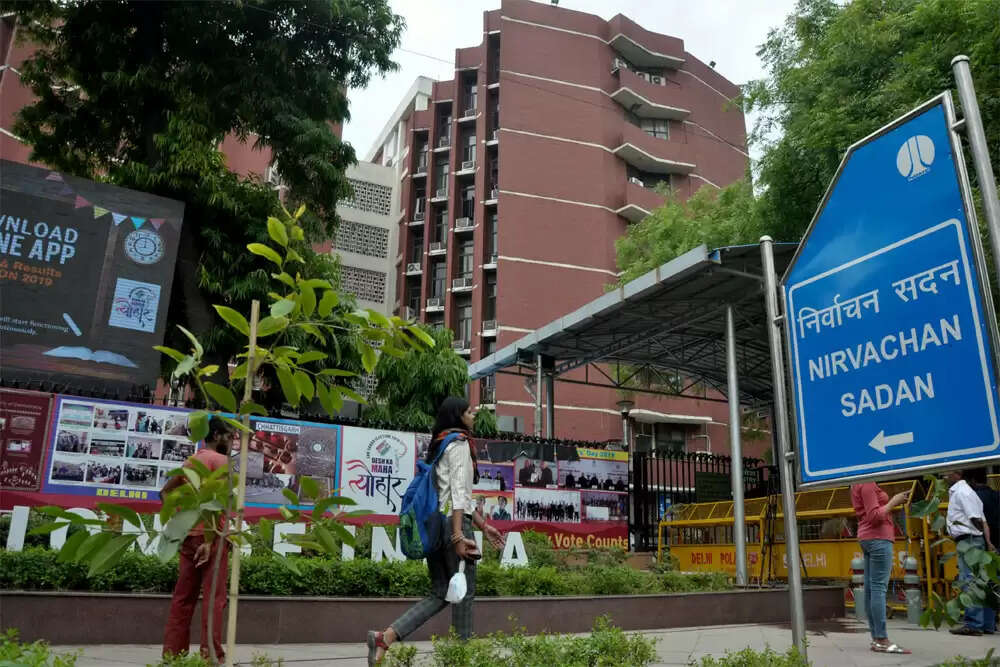 बिहार विधानसभा चुनाव में मतदान के चरणों की संभावनाएं